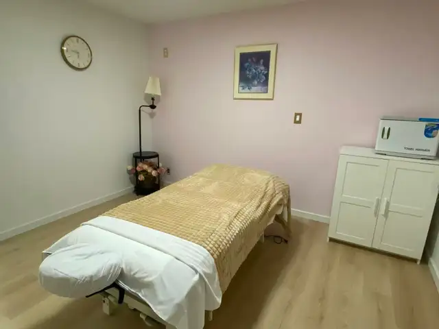 ✨  ✨5115 97 a st Massage Open  Everyday in Health and Beauty Services in Edmonton - Image 6