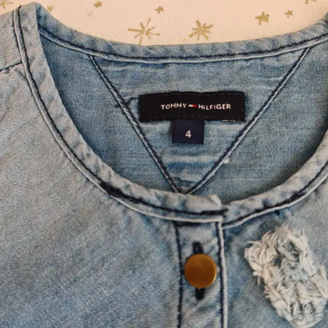 Tommy Hilfiger summer Denim Shirt in Kids & Youth in City of Toronto - Image 3