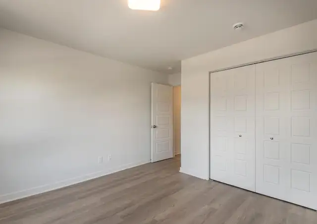 5 1/2 (3 bedrooms) for rent63006662928131123