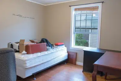 Summer Sublet 2025 $650/month (reduced $1,000) price negotiable