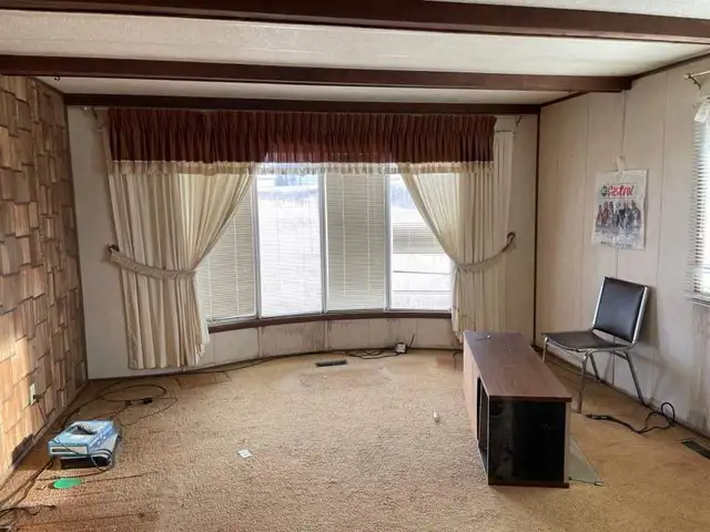 Mobile Home - To be Moved in Houses for Sale in Saskatoon - Image 7