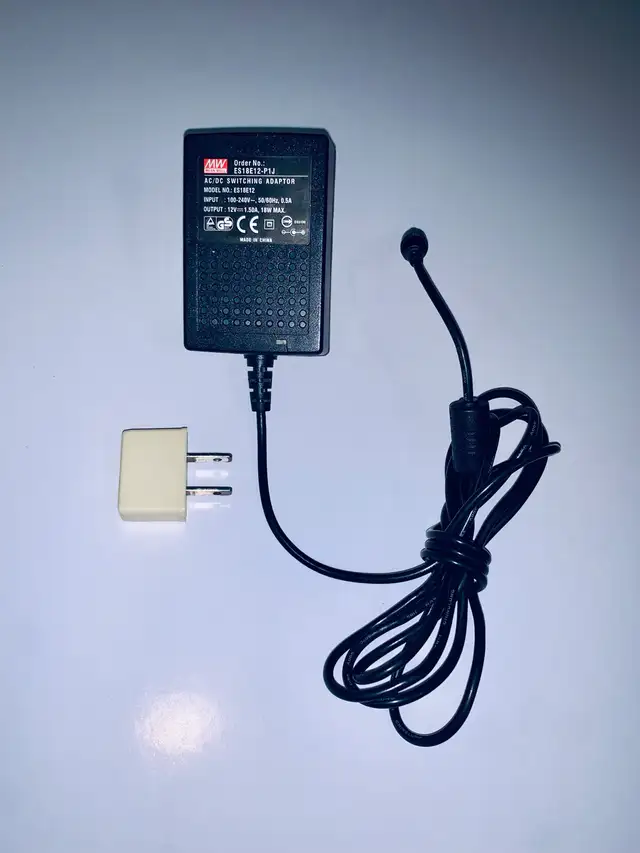 AC/DC Switching Adaptor ES18E12-P1J in Cables & Connectors in Mississauga / Peel Region - Image 3