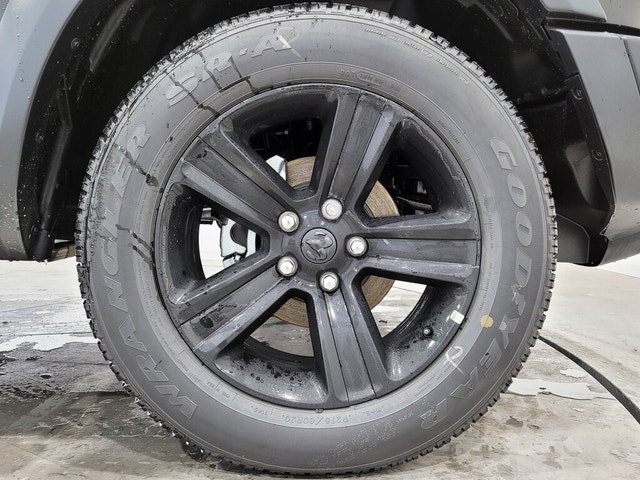 2023 Ram 1500 Classic Warlock - transfert de location 15 mois — photo 2