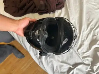 Voss 988 gloss helmet size L, used but in great condition. Never in accident or crash, and will clea...