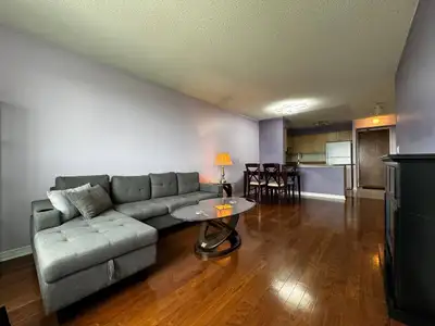 All-Inclusive 2 Bed 2 Bath Condo + Internet – Richmond hill