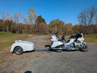 ** Moto et remorque: $19500 ** ** Moto seulement: $17000 ** ** Remorque: $2500 si moto vendue seule...