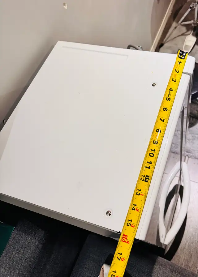 SAMSUNG OTR in Microwaves & Cookers in Winnipeg - Image 11