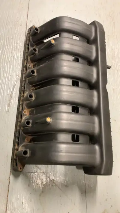 Selling an m50 intake manifold off a bmw m50b25 engine. Common upgrade for m52, s52 & m54 engines. C...