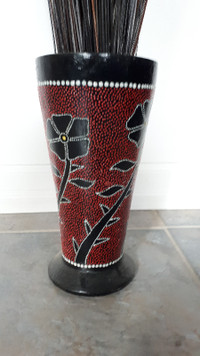 2 vases décoratifs à 10.00$ chacun