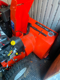 *Like New* Ariens Deluxe Snow Blower