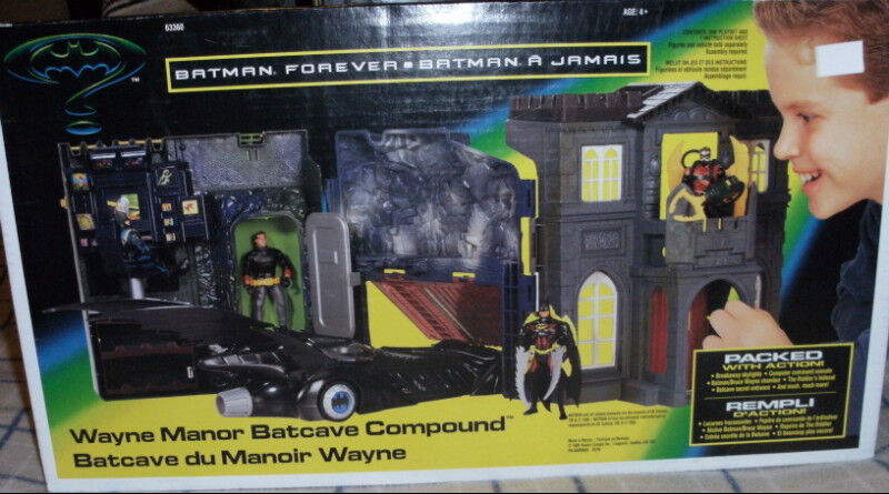 Batman Forever - WAYNE MANOR BATCAVE COMPOUND, 1995 Hasbro (New) | Arts &  Collectibles | Calgary | Kijiji