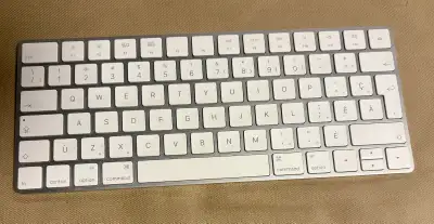 Apple Magic Keyboard (French), View more