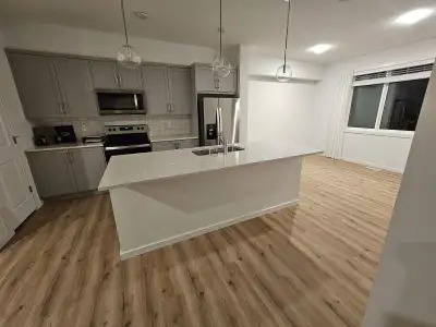 3 Bed 2.5 Bath Full House for Rent with double garage and AC