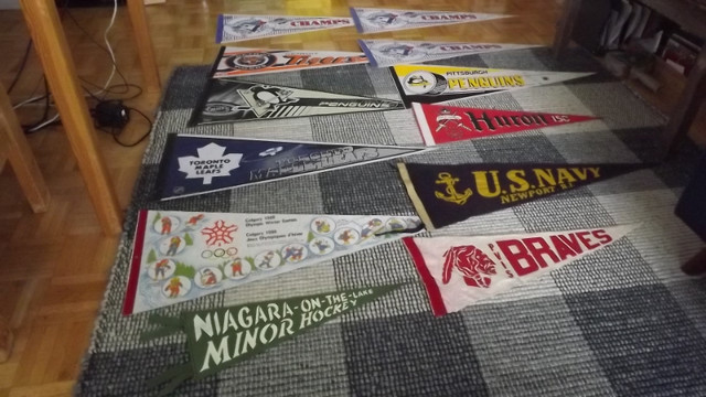 25VINTAGE SPORTS PENNANTS:MLB,NHL,NFL,CFL,OLYMPICS,MINOR HOCKEY in Arts & Collectibles in City of Toronto
