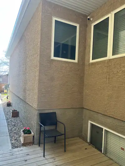 A decently furnished apartment for a clean single professional or graduate Student. Amenities are se...