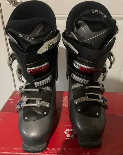 Ski boots, View more