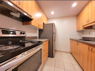 Cession de bail – 3 ½ Disponible dès maintenant. Secteur Montcalm/Saint-Sacrement Loyer : 1357$ / mo...