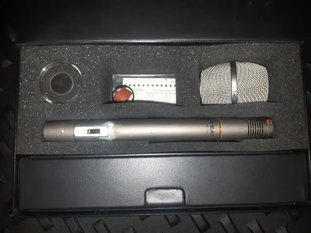 Teac ME-120 Condenser Microphone in Pro Audio & Recording Equipment in Mississauga / Peel Region - Image 2