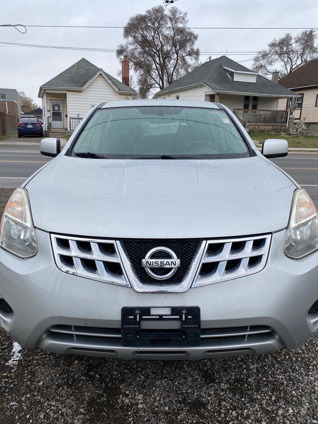 2013 Nissan rogue . Great condition  in Cars & Trucks in London