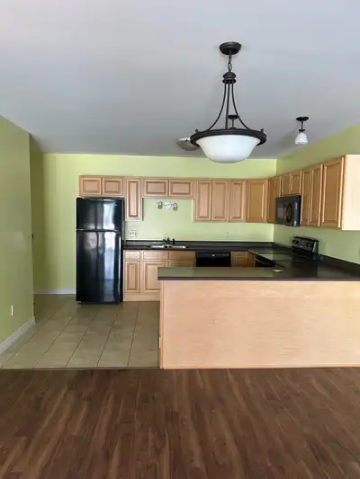 2 bdrm apartment for lease