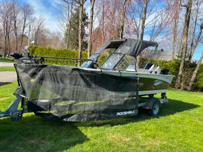 bateau de pêche Legend Xcalibur 18 – FULL ÉQUIPÉ prêt à l’eau Bateau clé en main – aucun investissem...