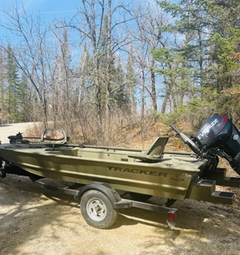 It’s the complete package! in Powerboats & Motorboats in Winnipeg - Image 3