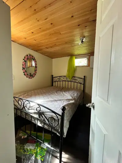 Room for rent - fully furnished  Basement