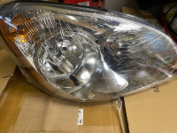 Headlight Driver Left Side Replacement  2008-2017 Freightliner