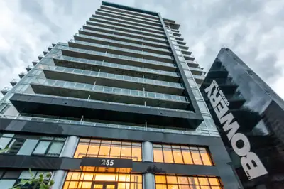 Downtown 1 bed + den (could be 2nd bedroom) condo in The Bowery
