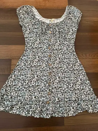 Granby : Magnifique robe  style paysanne neuve d'été, View more