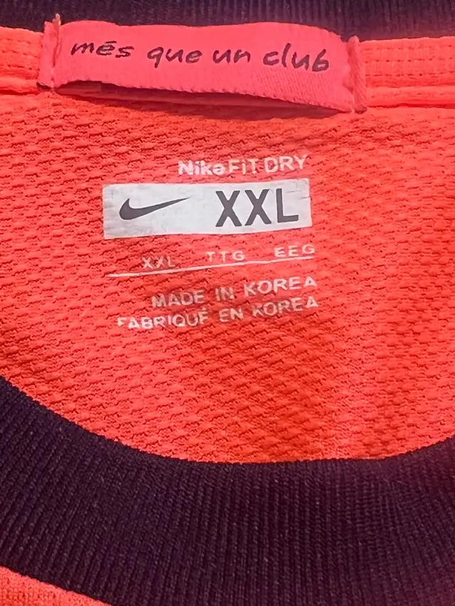 Nike FC Barcelona Thierry Henry Soccer Shirt Footbal in Soccer in City of Toronto - Image 4