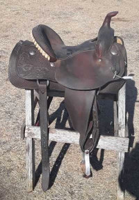 Black Rino Barrel Saddle