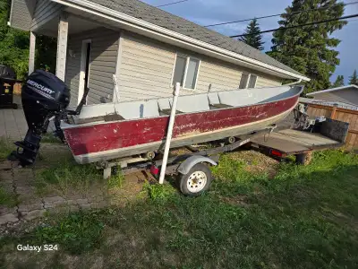 Good older boat with 25hp mercury 4 stroke Oil change last spring Comes with seats and eagle fishing...