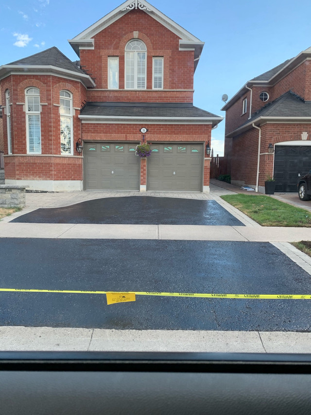 Quinn’s Quality Driveway Sealing & Maintenance  in Interlock, Paving & Driveways in Oshawa / Durham Region