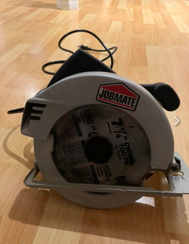 JOBMATE 7-1/4" CIRCULAR SAW ELECTRIC COMES W/NEW BLADE ONLY $25 in Power Tools in St. Catharines