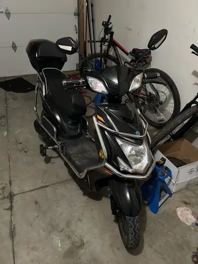 2021 Emmo Hornet X E-bike, View more