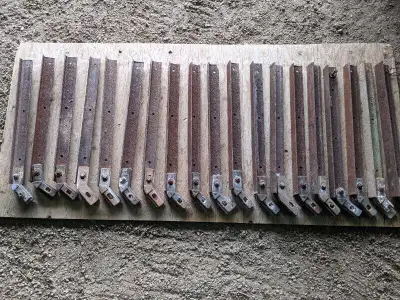 extension arm for steel t posts (barb wire), View more