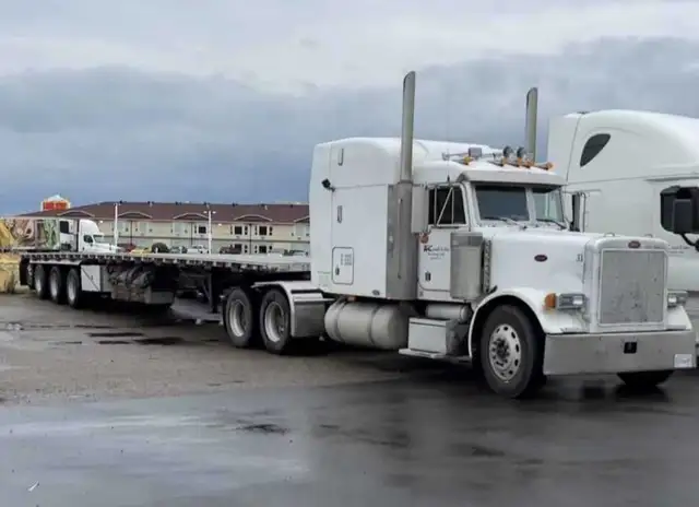 peterbilt 37965415150432770123
