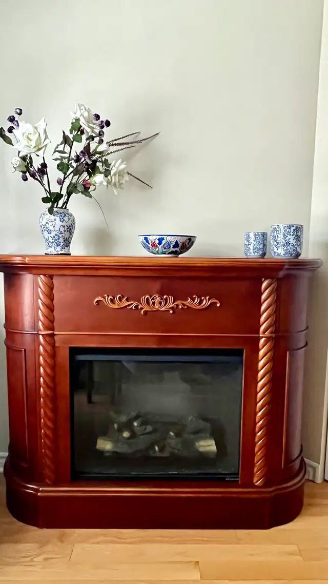 Foyer électrique massif in Fireplace & Firewood in City of Montréal - Image 3