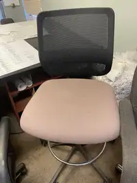 Drafting chair