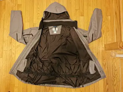 New COLUMBIA men's Fall Jacket, Waterproof, Windproof Never Used XLT, $30 Airport Area - Paul Anka D...