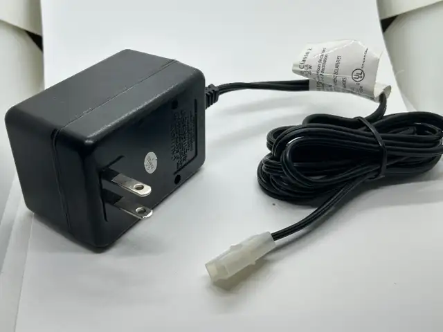 Class 2 Battery Charger462793891172864000