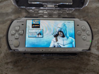 CIB 128 GB PSP 3000 Pearl White with 400 + Games