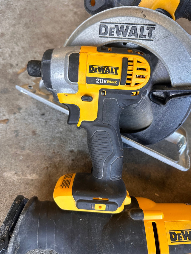 Dewalt 20v set  in Power Tools in Hamilton - Image 2