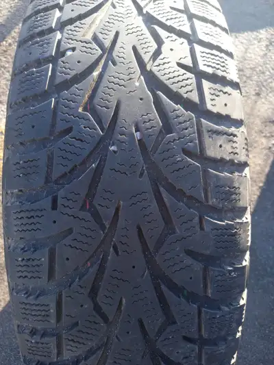 4 pneu hiver toyo g3 ice 215-70-r16, View more