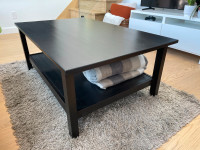 Table basse noire Ikea Hemnes