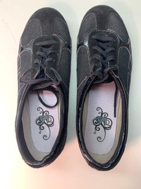Vintage L A Gear shoes