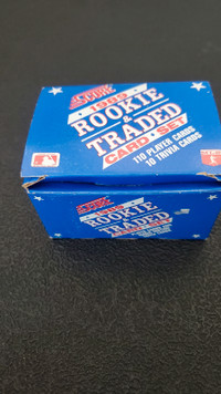 score 1989 rookie and traded card set box bnib