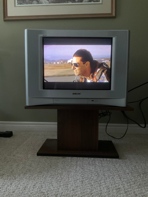 Sony FD Trinitron WEGA KV20FS120 20" CRT Retro Gaming TV TVs Cambridge Kijiji