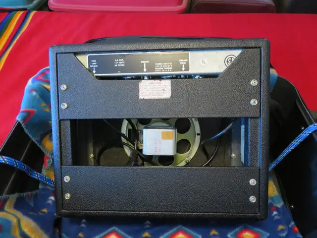 1968 Fender VibroChamp Class 'A' Tube Amp $1,400.68 in Amps & Pedals in Ottawa - Image 7